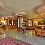 Hotel Western Grand Guinigi 4*