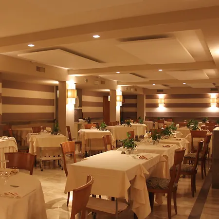 Hotel Western Grand Guinigi 4*