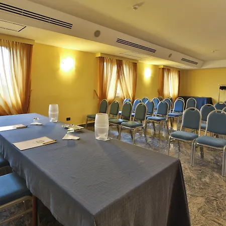 Western Grand Guinigi 4* Lucca