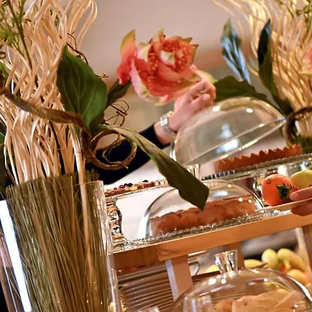 Western Grand Guinigi Hotel