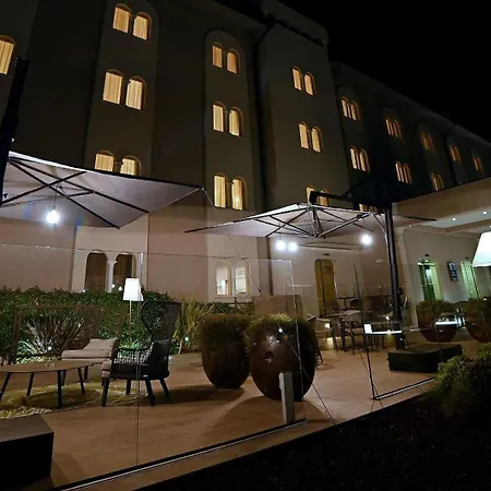 Hotel Western Grand Guinigi